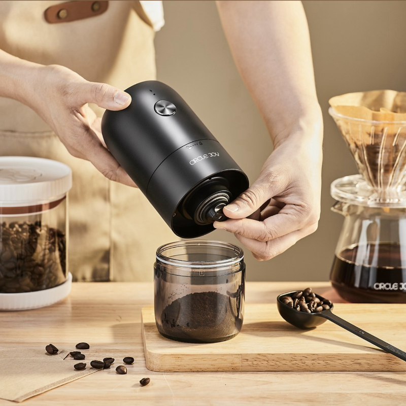 Electric coffee bean grinder set