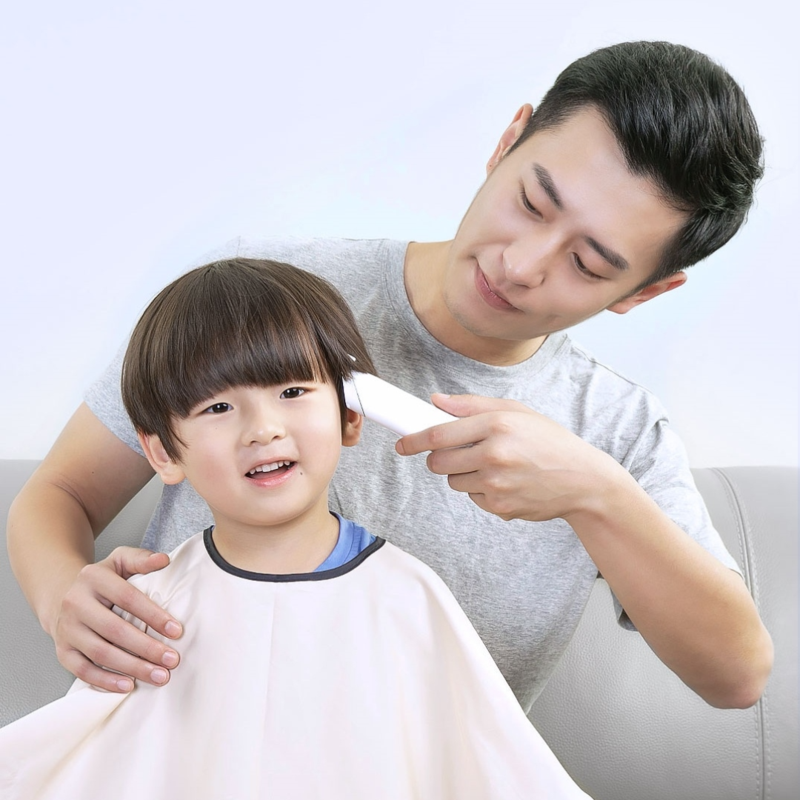 Hair clipper with scissors and apron set from Yinque boost