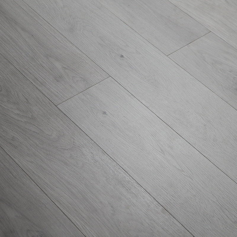 Manufacturers supply geothermal grade three-layer solid wood flooring 12mm solid wood composite flooring with complete specifications