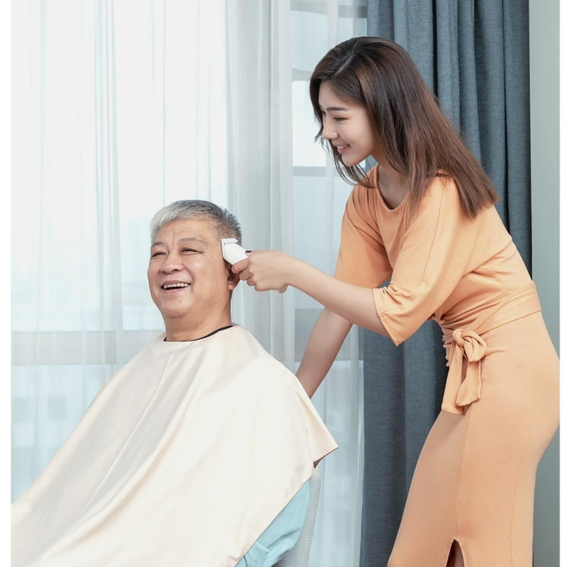 Hair clipper with scissors and apron set from Yinque boost